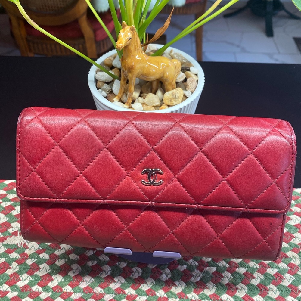 Chanel Quilted Red Wallet with Silver Logo - Picture 13 of 15